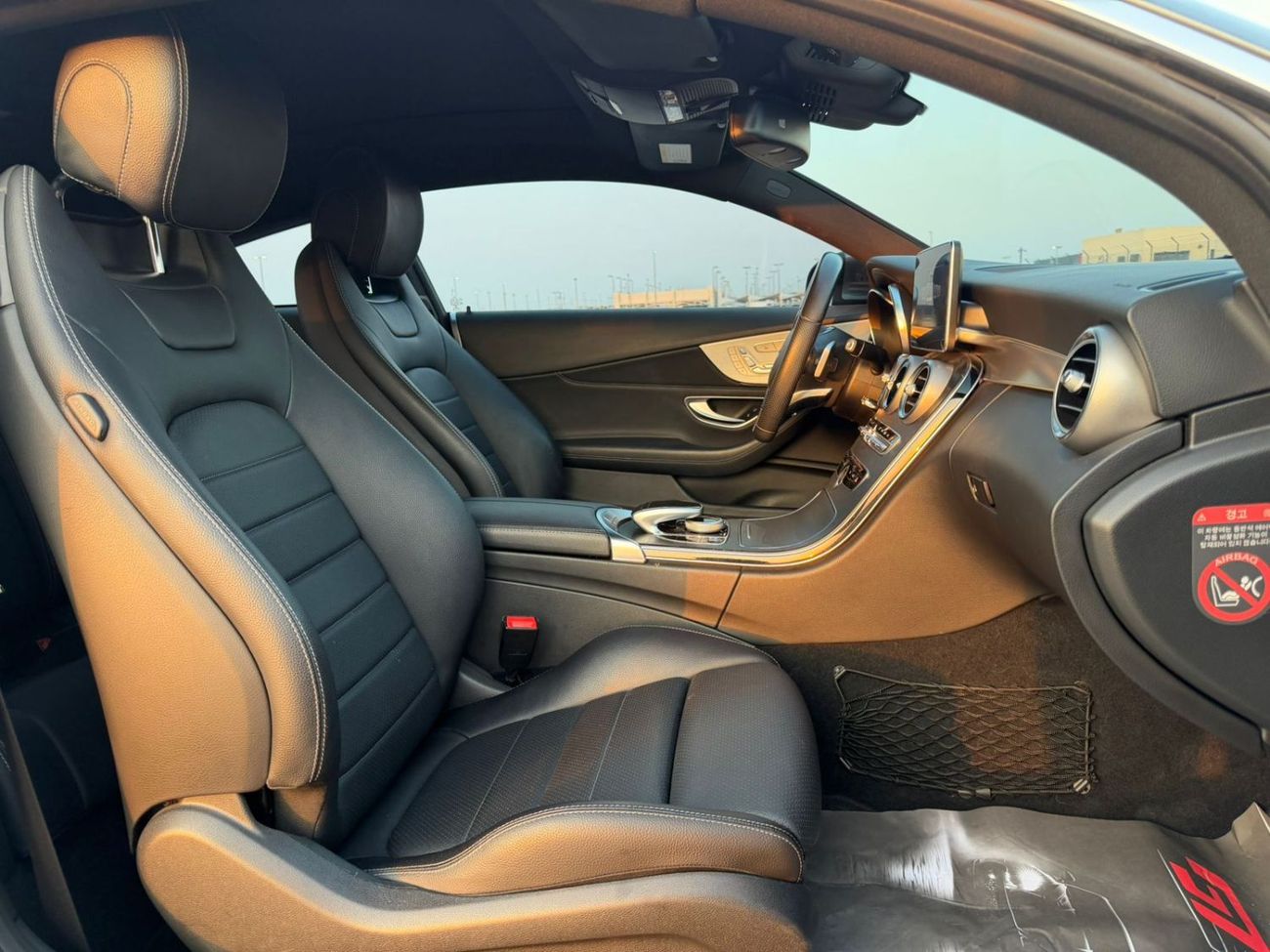 مرسيدس بنز C 200 كوبيه