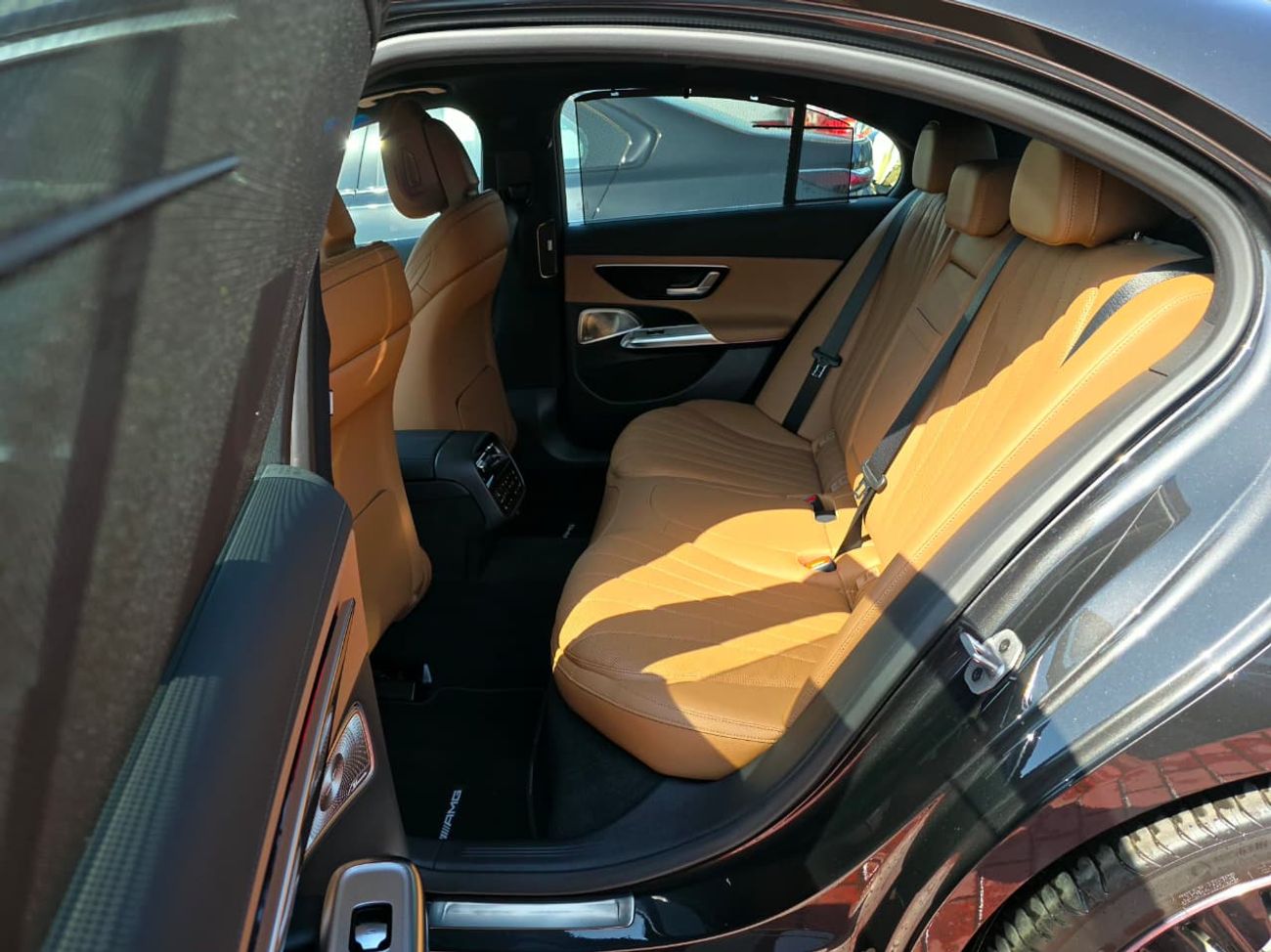 مرسيدس بنز E300 AMG Under Warranty 2026 GCC