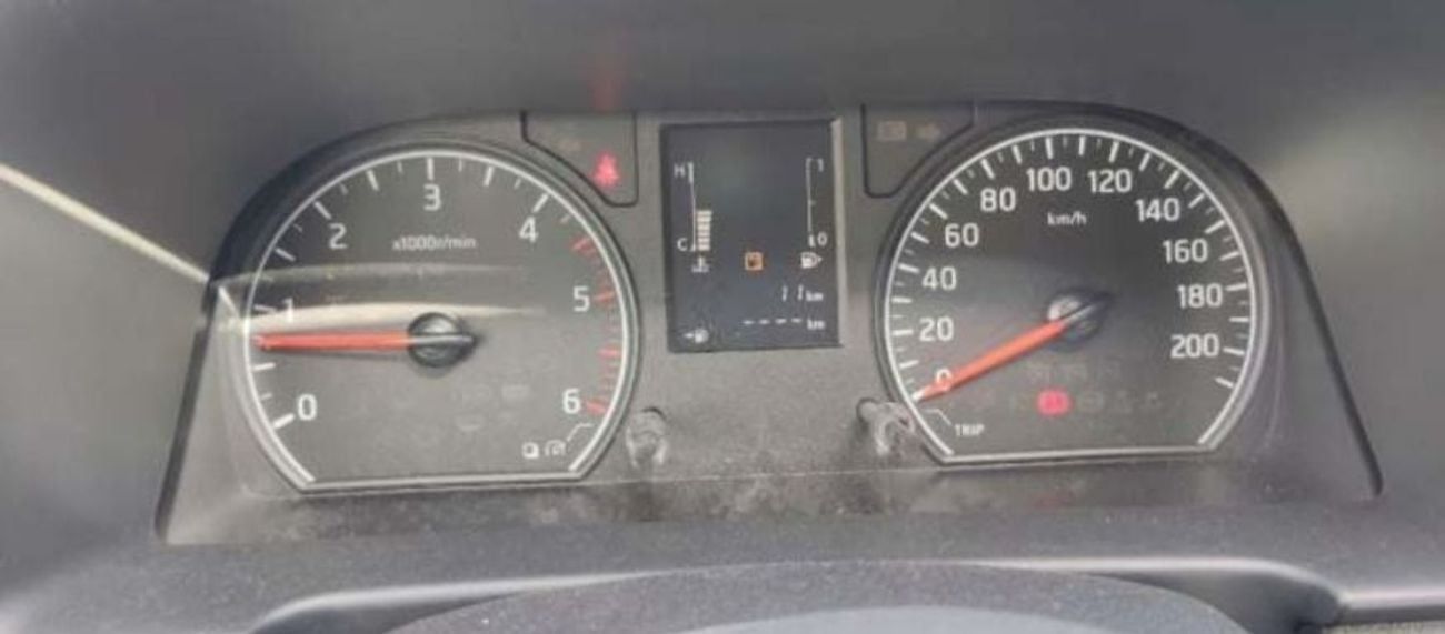 Nissan Urvan Microbus 13-Seater Manual (5-Door)