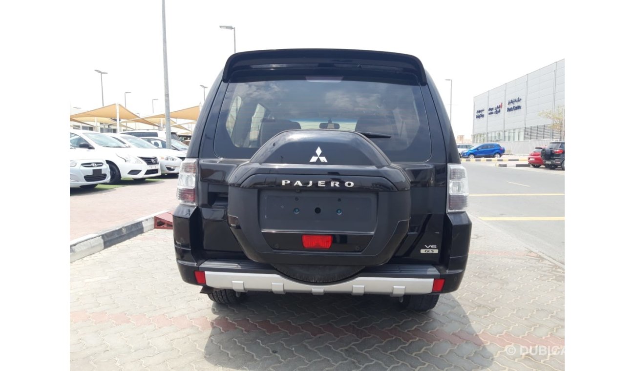 Mitsubishi Pajero we offer : * Car finance services on banks * Extended warranty * Registration / export services