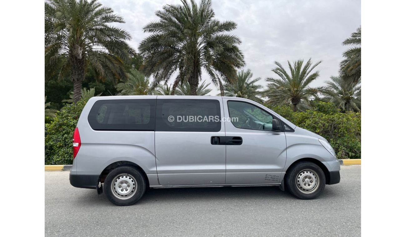 هيونداي H1 ستاريكس HYUNDAI H1 2,5 (GCC SPEC) - 2018- VERY GOOD CONDITION