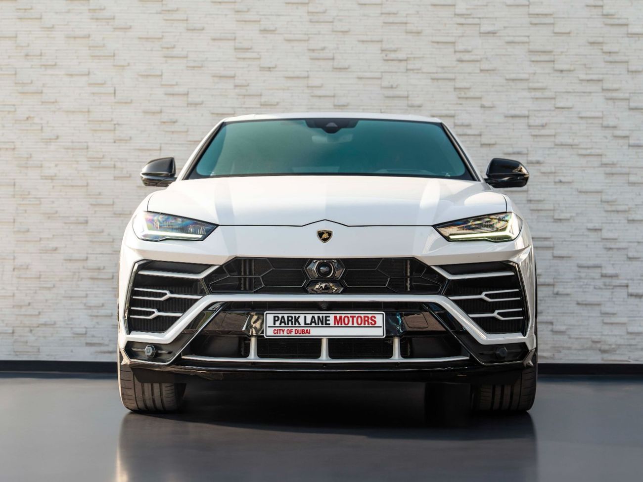 لامبورغيني اوروس STD 4.0T V8