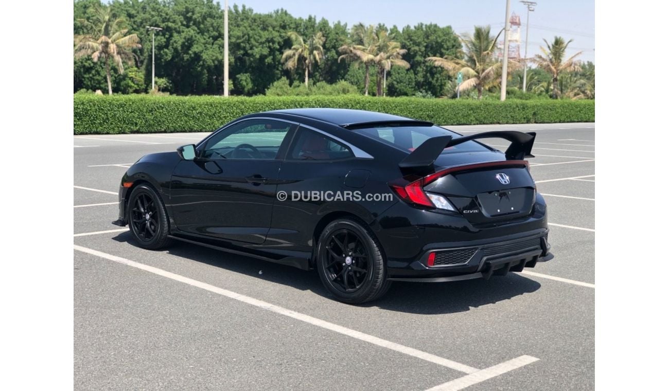 هوندا سيفيك موديل 2016 حاله ممتازه من الداخل والخارج فل مواصفات كراسي جلد ومثبت سرعه وتحكم كهربي كامل ونظام صوت 