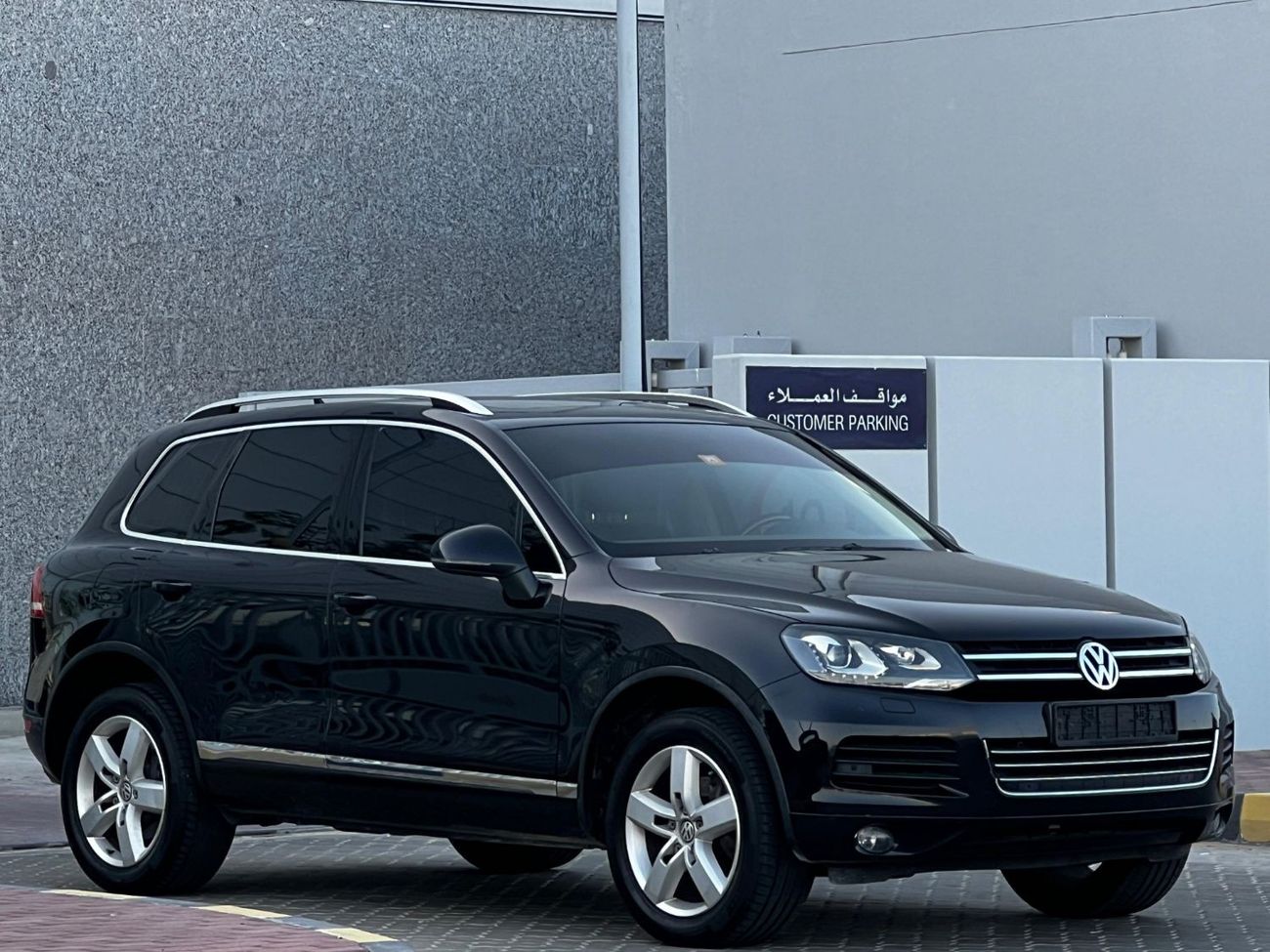 Volkswagen Touareg TOUAREG 2014 GCC V6 PERFECT CONDITION // ACCIDENT FREE // FULL OPITION