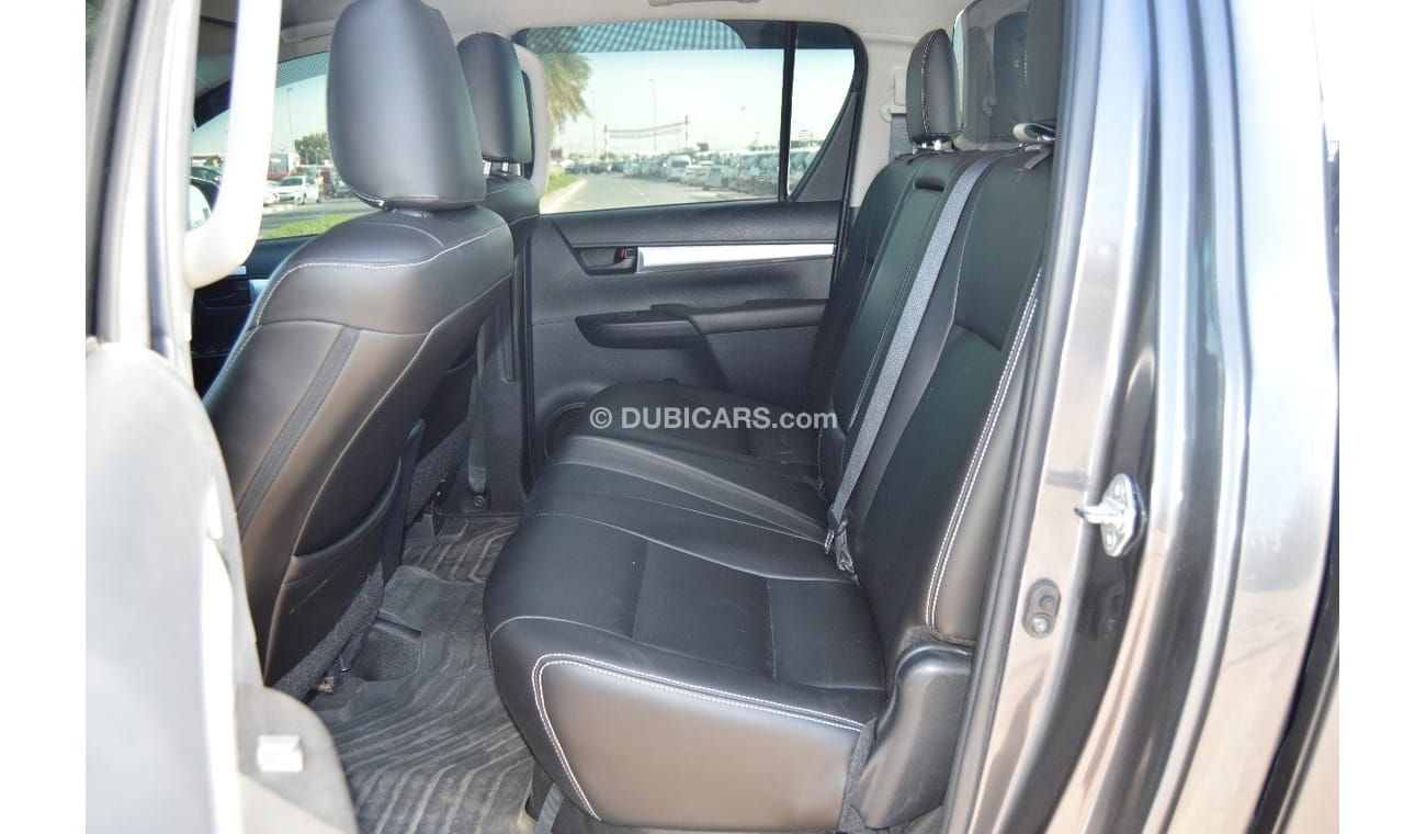 Toyota Hilux SR5 Full option leather seats power seats