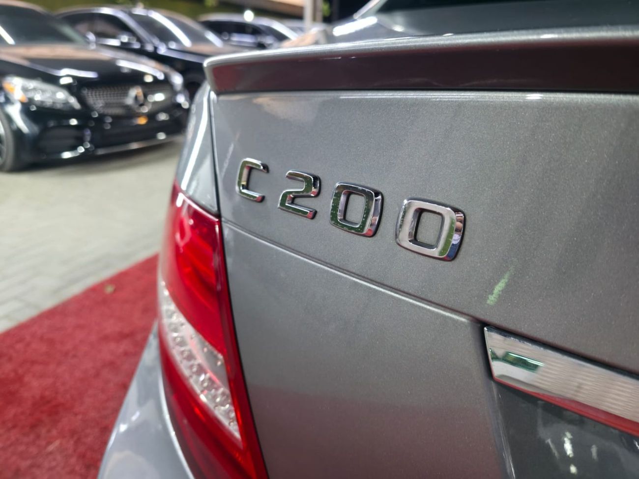 مرسيدس بنز C 200