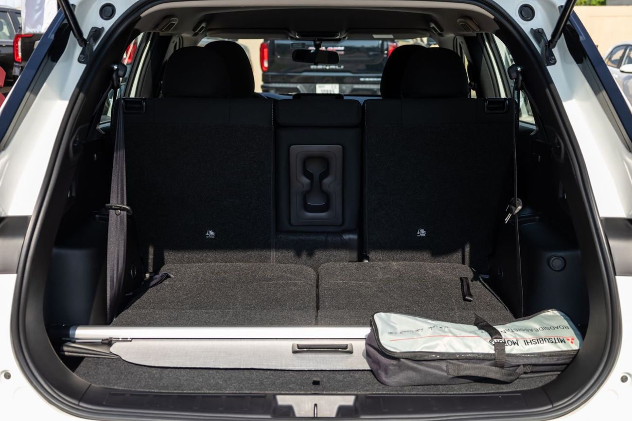 Mitsubishi Outlander GLX Basic 2.4L (7 Seater)