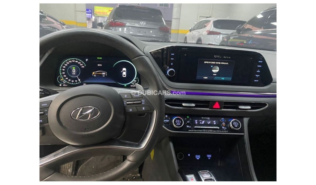 Hyundai Sonata hybrid