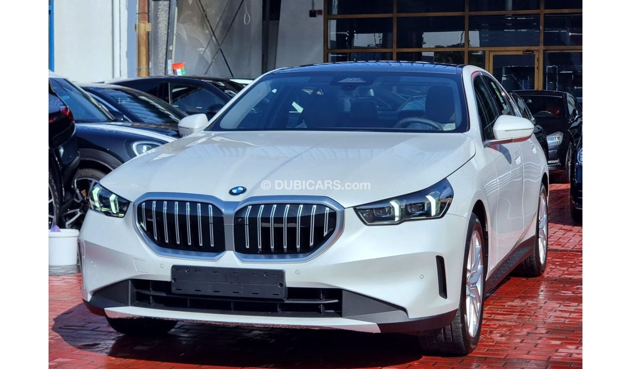 بي أم دبليو 520i i Warranty & Service 2024 GCC