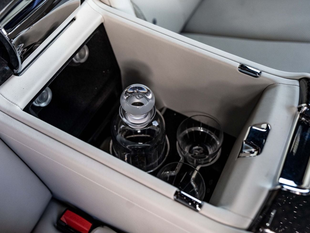 رولز رويس كولينان Rolls-Royce Cullinan Black Badge 2023