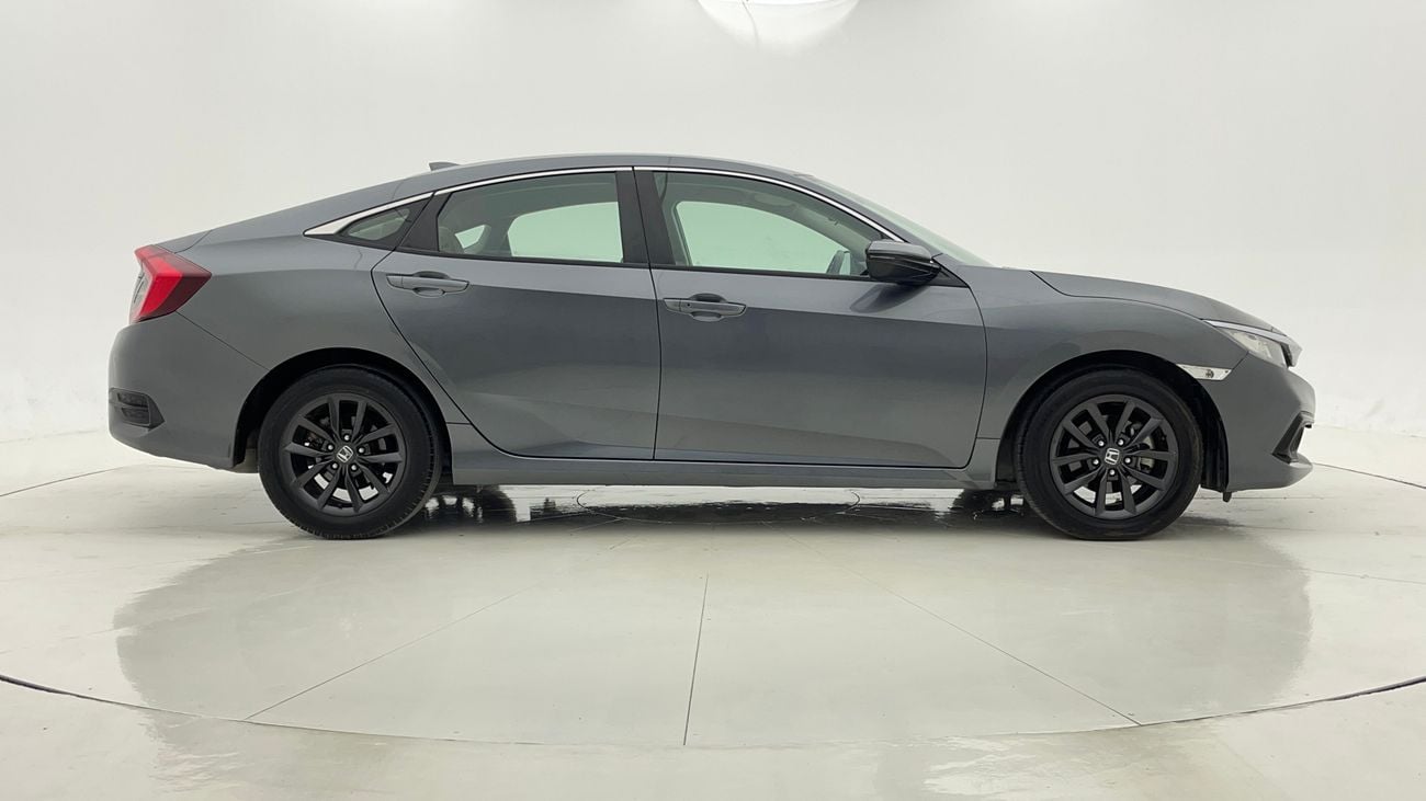 هوندا سيفيك LX 1.6 | بدون دفعة مقدمة | اختبار قيادة مجاني للمنزل