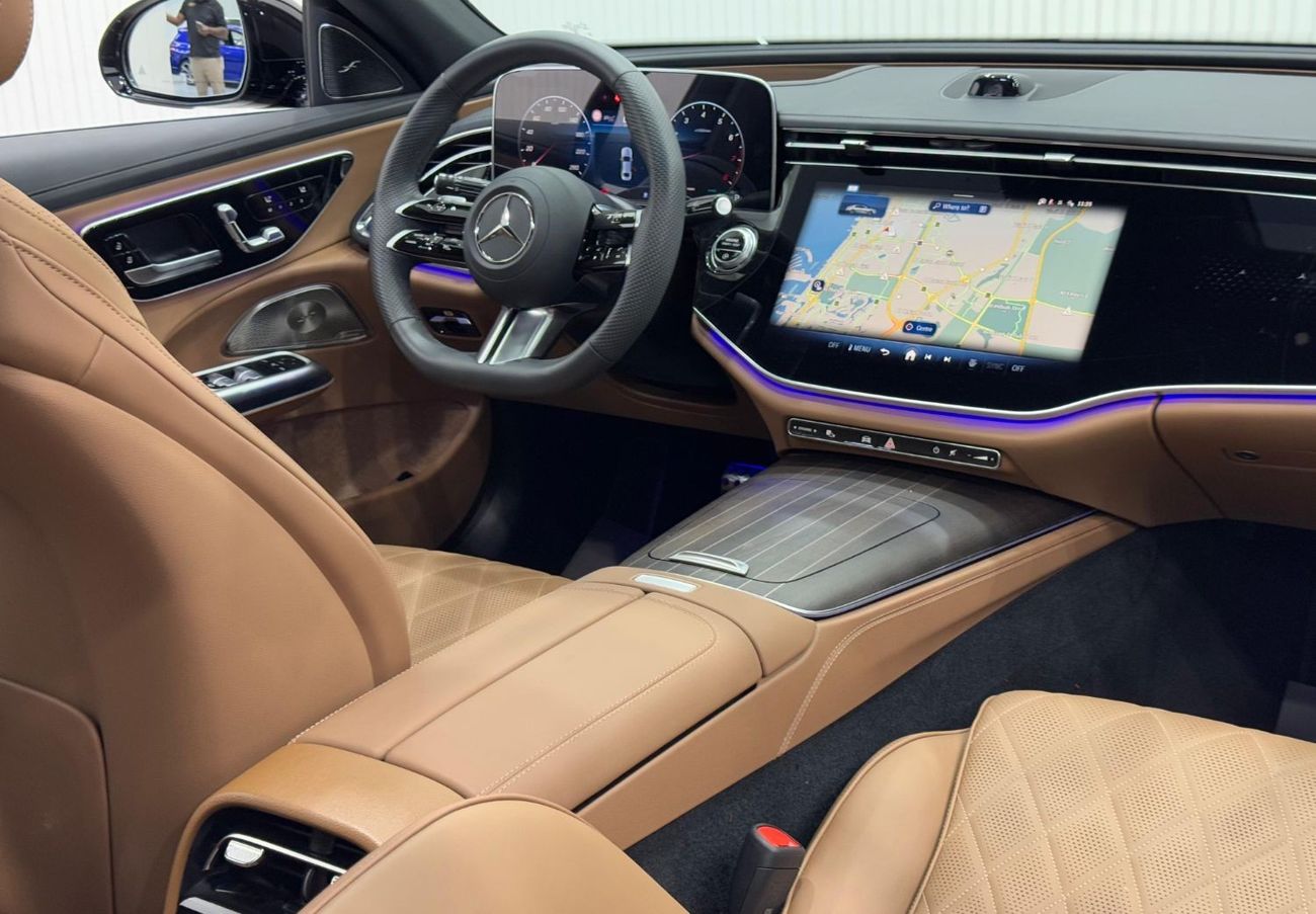 Mercedes-Benz E300 AMG 2024 Mercedes Benz E300 AMG, 2029 Mercedes Warranty + Service Pack, Full Options, Very Low Kms,