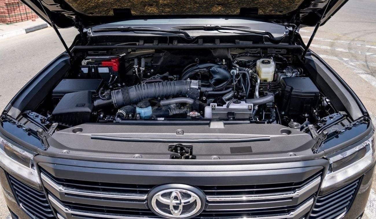 تويوتا لاند كروزر Toyota land cruiser lc300 GXR 4.0 PETROL AT 2025
