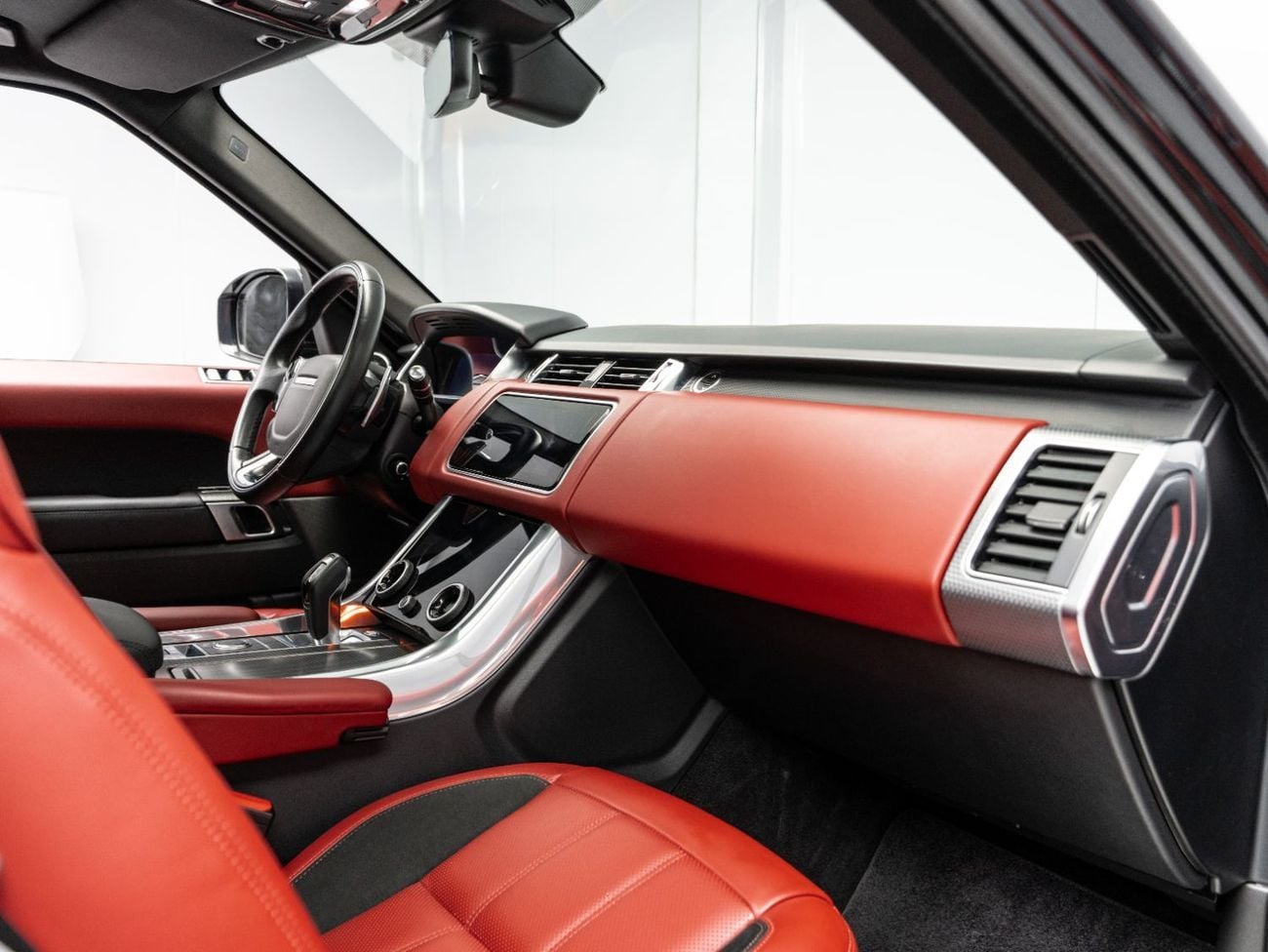 Land Rover Range Rover BUY NOW, PAY 2027 | THE BLACKLINE STANDARD | 2022 Range Rover Sport HSE, October 2026 Land Rover War