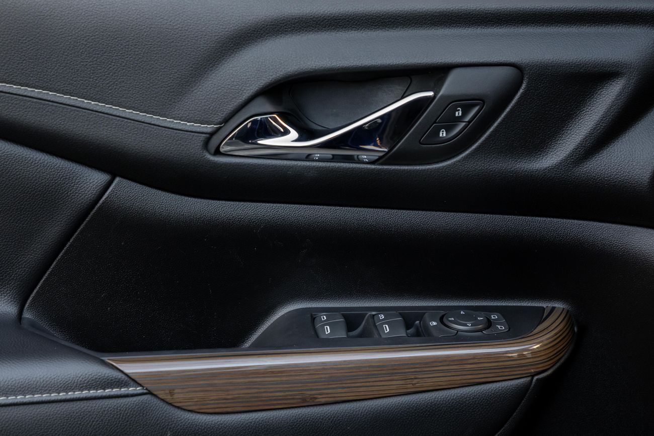 GMC Acadia Acadia | 2,057 P.M | 0% Downpayment | Agency Warranty + Service Contract!