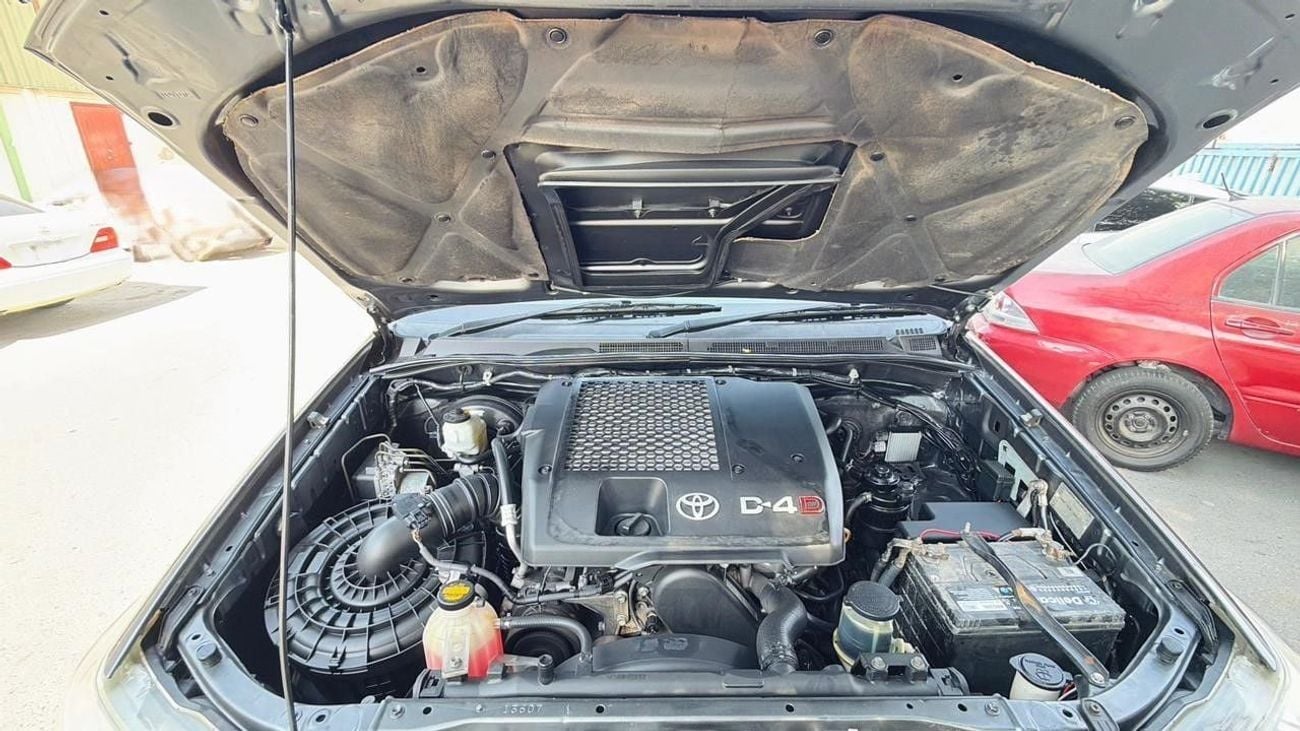 تويوتا هيلوكس 2015 | 3.0L DIESEL | MANUAL TRANSMISSION | BULL BAR WITH HEAVY FOCUSED LED LIGHTS | GTK 4X4 SPORTS B