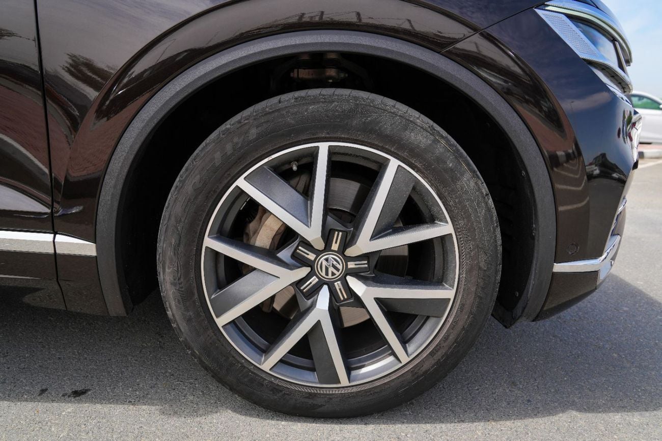 فولكس واجن طوارق 2020!! GCC SPECS!! FULL SERVICE HISTORY FROM AL NABOODA