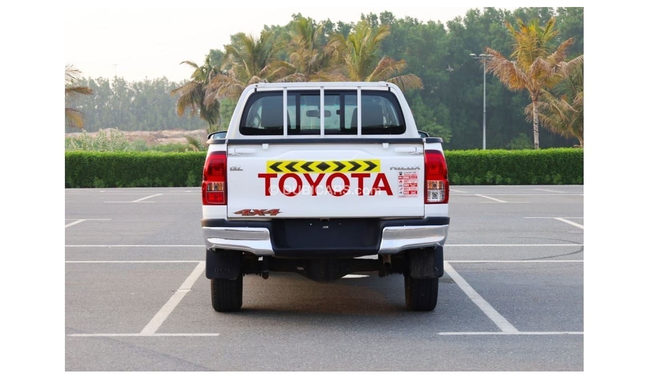 تويوتا هيلوكس GL 2019 2.7L 4X4 DOUBLE CAB A/T PETROL | GCC SPECS - LIKE NEW CONDITION READY TO DRIVE