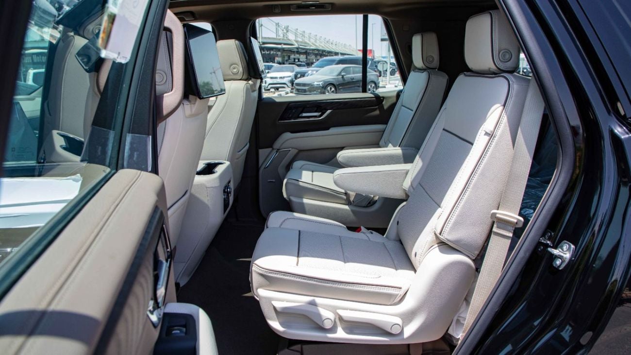 GMC Yukon Denali Black Edition 6.2L V8 | 2025 | 4 Years Agency Warranty & Service Contract