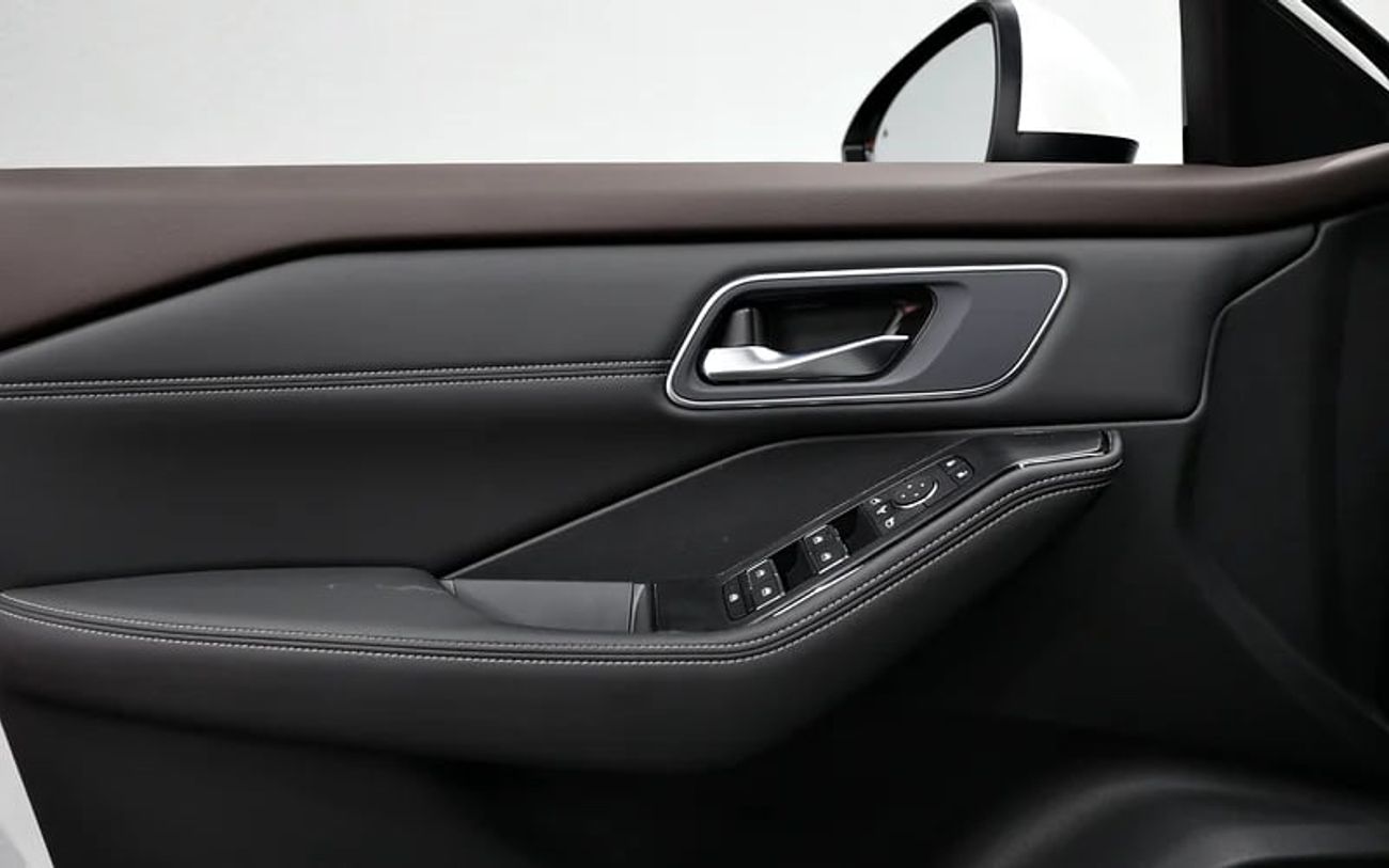 نيسان إكس تريل | Full Option | Brand | Under Warranty Till | 1,700 0% Downpayment Ref#XTrail23