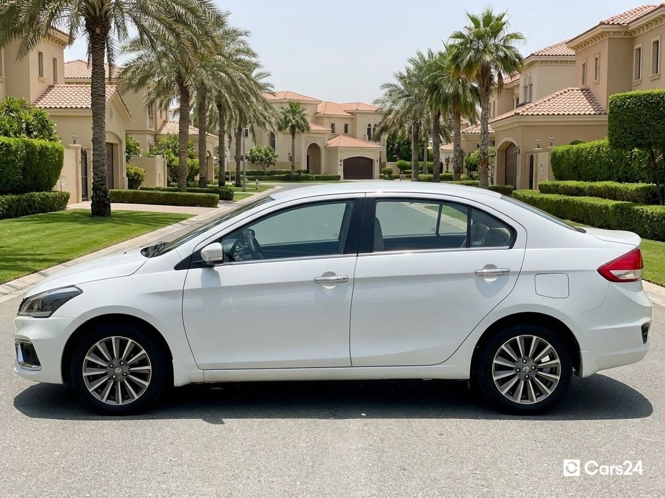 Suzuki Ciaz 1.5L 2023 | 0 DP | 460/Month | 30 Day Return | Service History