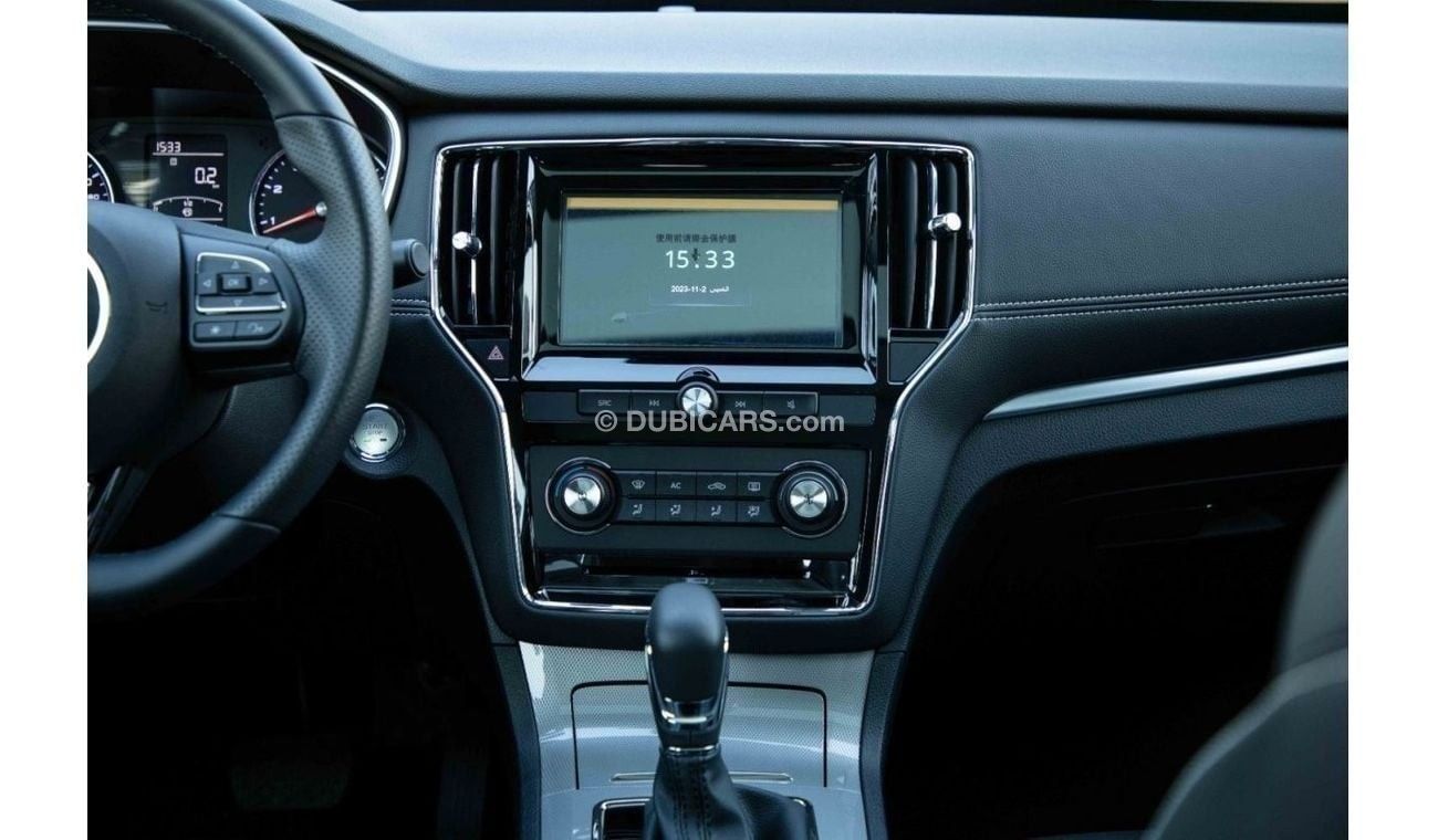 أم جي RX5 2023 إم جي آر اكس 5 2.0 دفع رباعي فاخرة