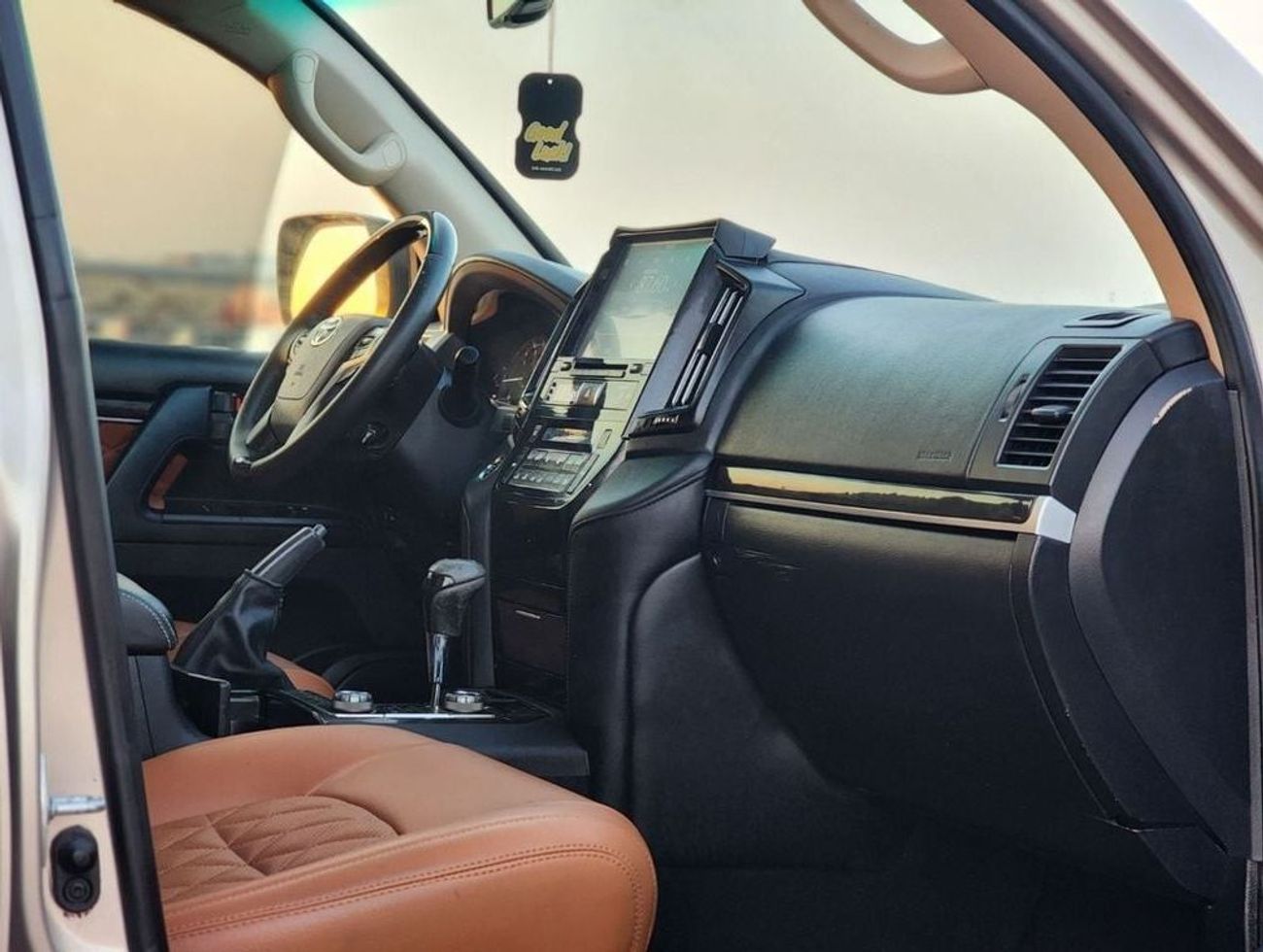 تويوتا لاند كروزر GX.R V6 upgrade 2021