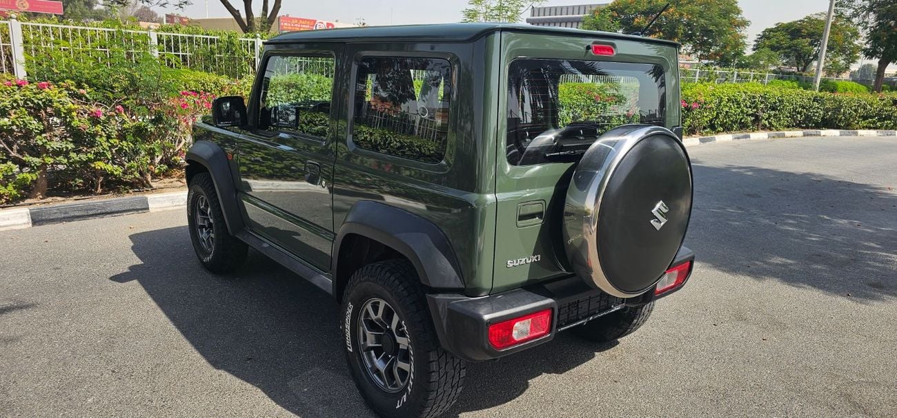 سوزوكي جيمني 1.5L GLX (A/T)