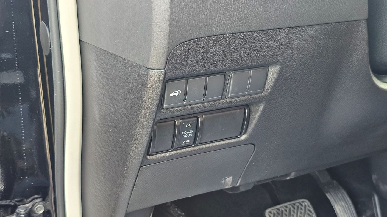 نيسان باترول LE Platinum 5.6L