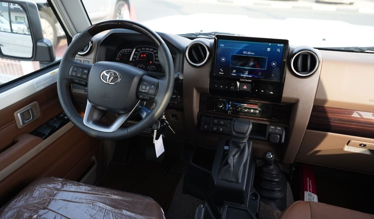 Toyota Land Cruiser 70 TOYOTA LC76 5DOORS PETROL 4.0L A/T MODEL 2025 40TH ANNIVERSARY FULL OPTION