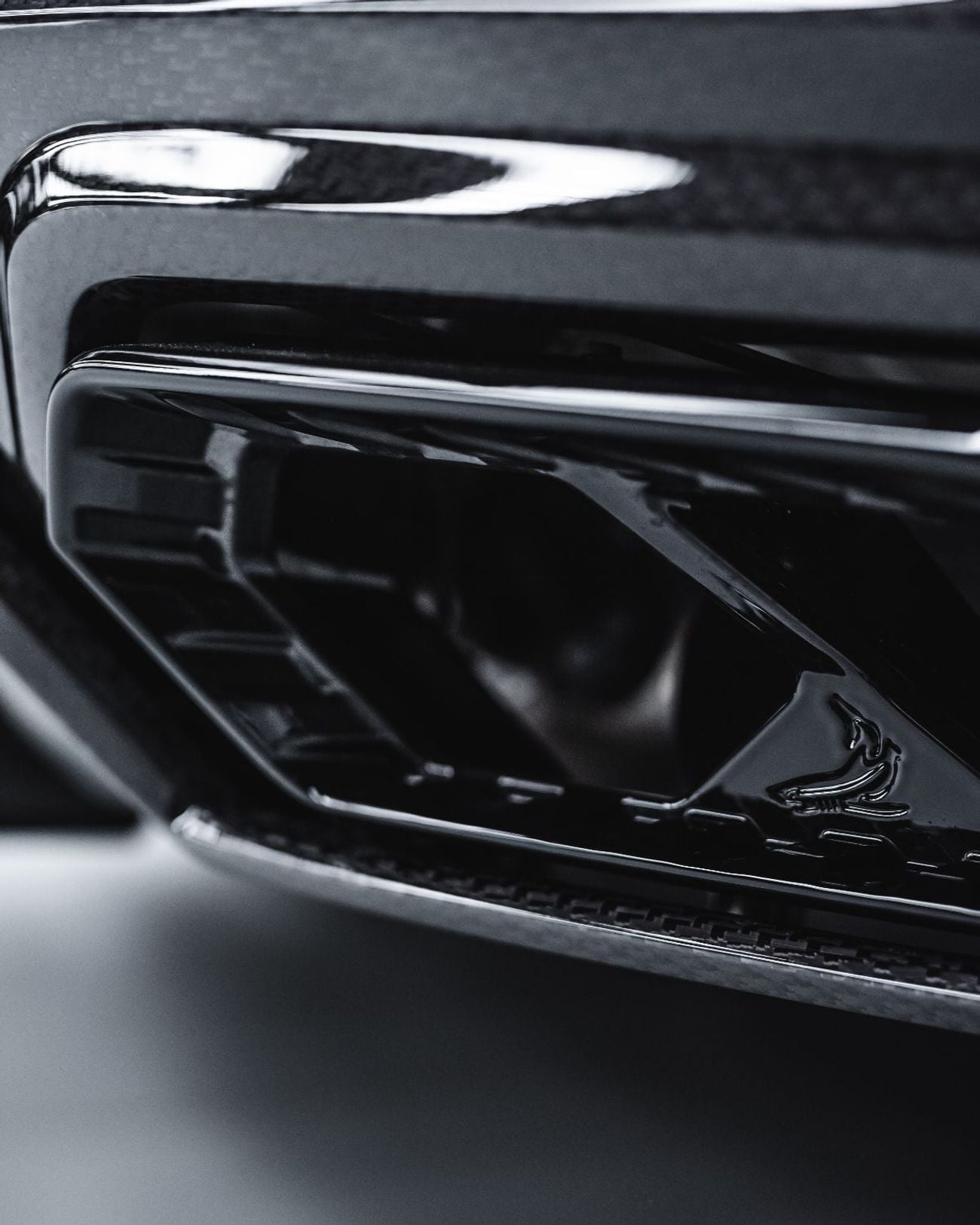 Lamborghini Urus 4.0T V8 Performante Lamborghini Urus Performante TopCar R’Evo Stealth Edition