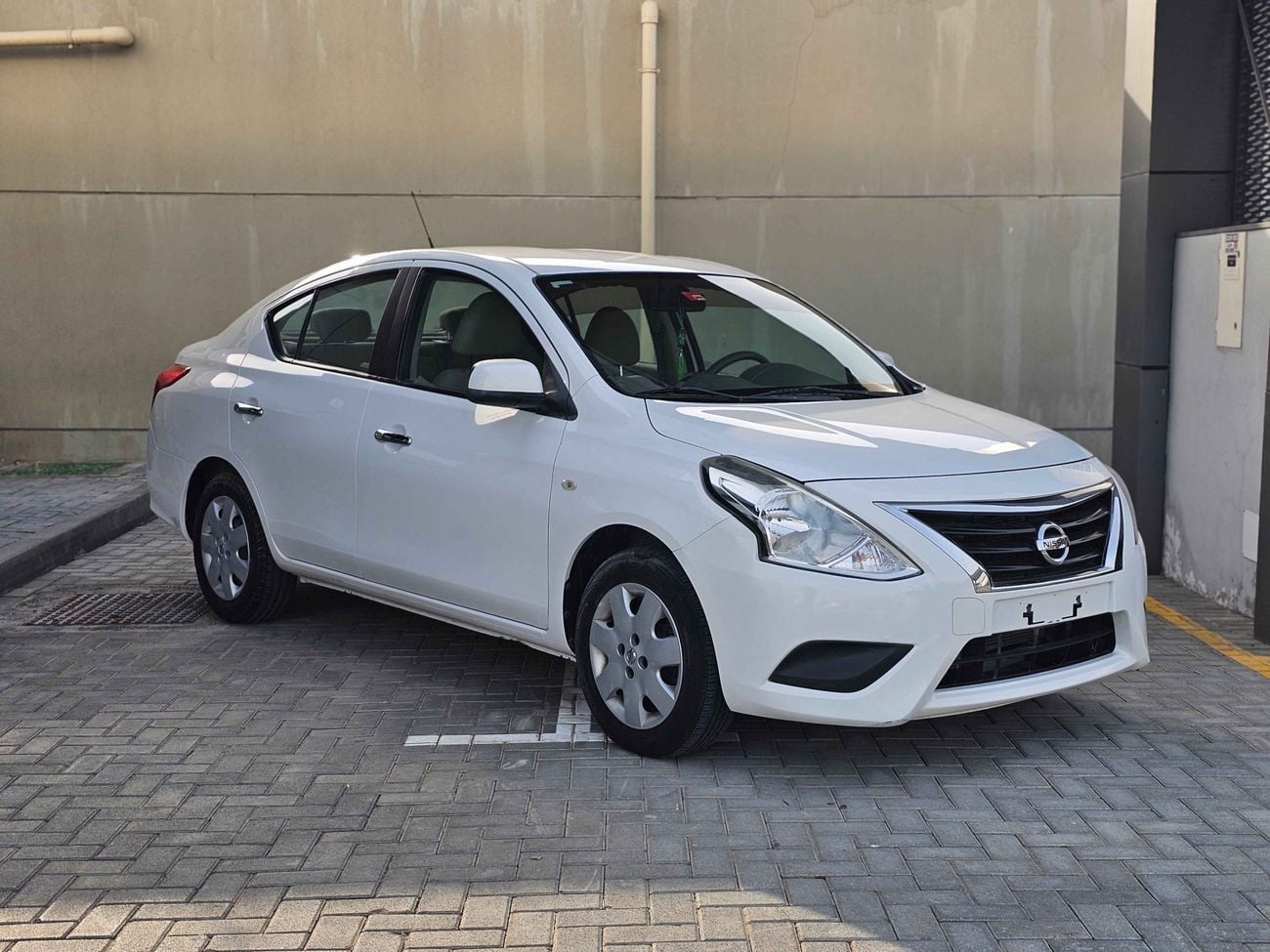 Nissan Sunny SV/ GCC/ 1.5L V4/ AUTO GEAR/ SUMMER OFFER/ 318 MONTHLY