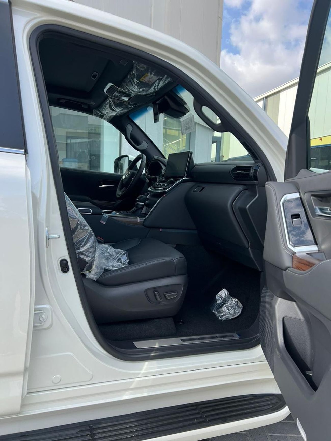 Toyota Land Cruiser 3.3L AUTO DIESEL VX+ 7-SEATER 2023MY