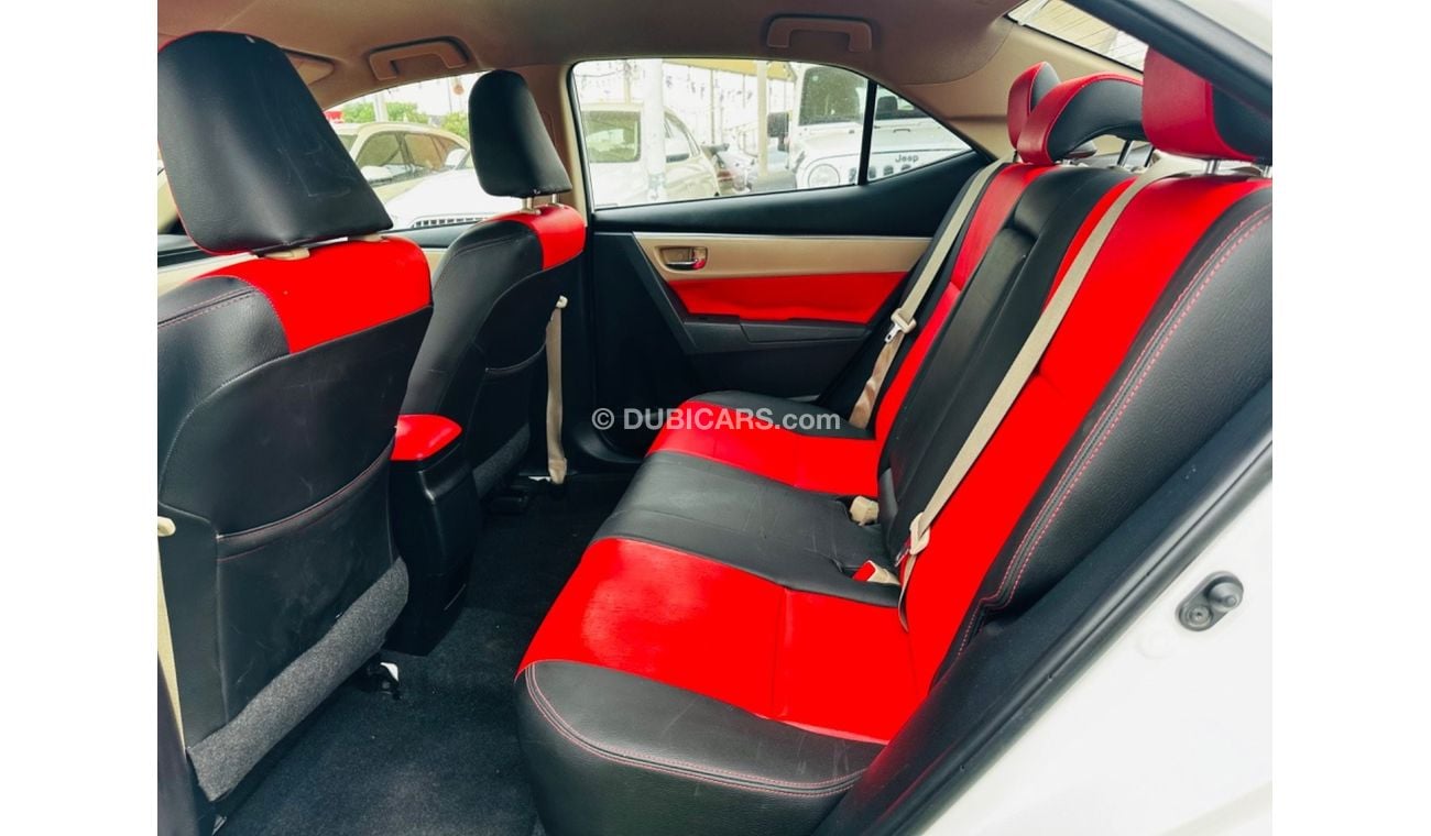 Toyota Corolla SE+ MODEL 2015 GCC CAR PREFECT CONDITION INSIDE AND OUTSIDE FULL OPTION SEplus Full electric control