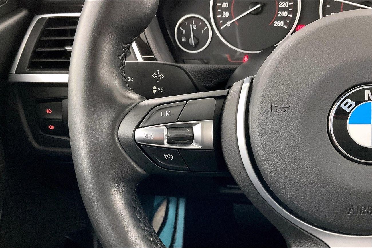 BMW 318i M Sport| 1 year free warranty | Exclusive Eid offer