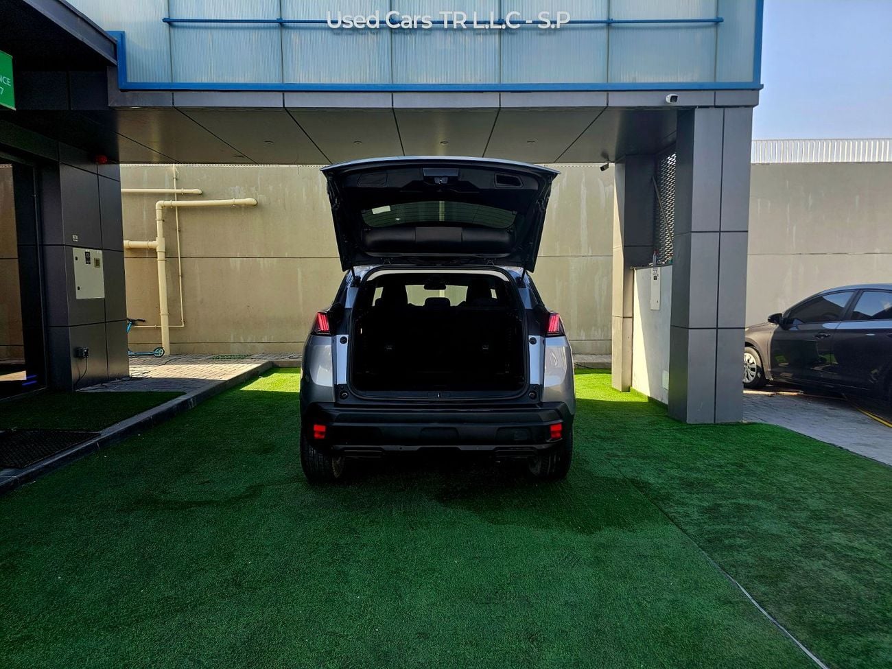 بيجو 3008 / 1.6 V4/ ORIGINAL PAINT/ SINGLE OWNER/ LOW KMS