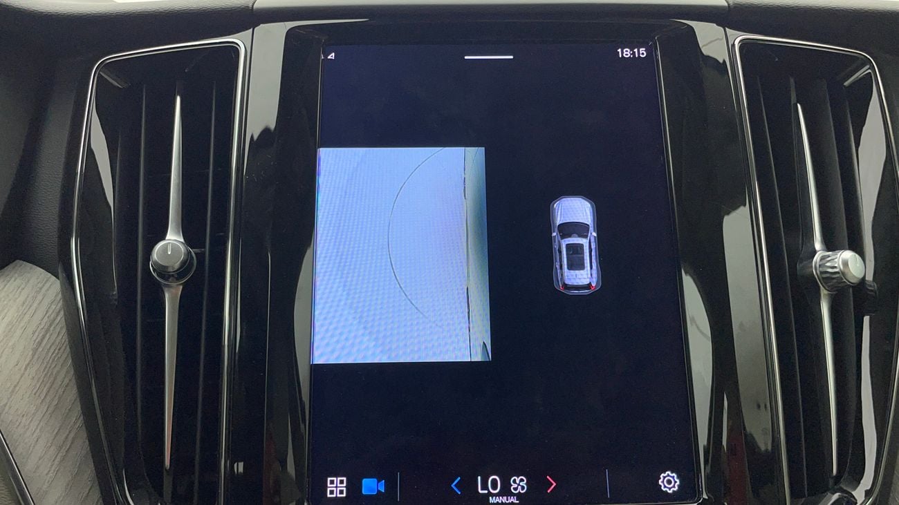 Volvo XC60 B5 CORE 2 | Zero Down Payment | Home Test Drive