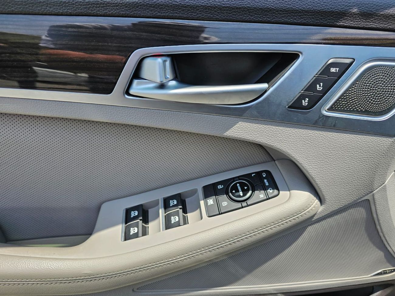 Genesis G80 Prestige 3.8L