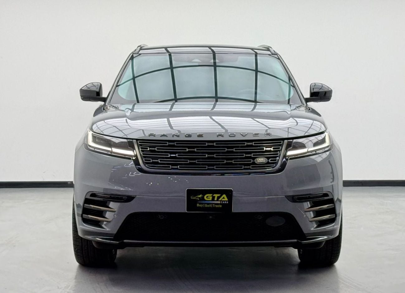 لاند روفر رينج روفر فيلار 2025 Range Rover Velar P250 R-Dynamic SE, 2029 LR Warranty + Service Pack, Fully Loaded, GCC