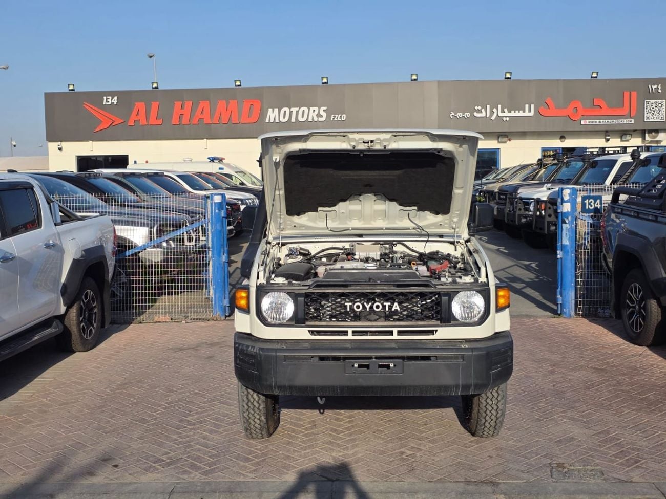 Toyota Land Cruiser DLX Diesel 2.8 liter ,Automatic gear ,Manual  Windows ,Left Hand Drive