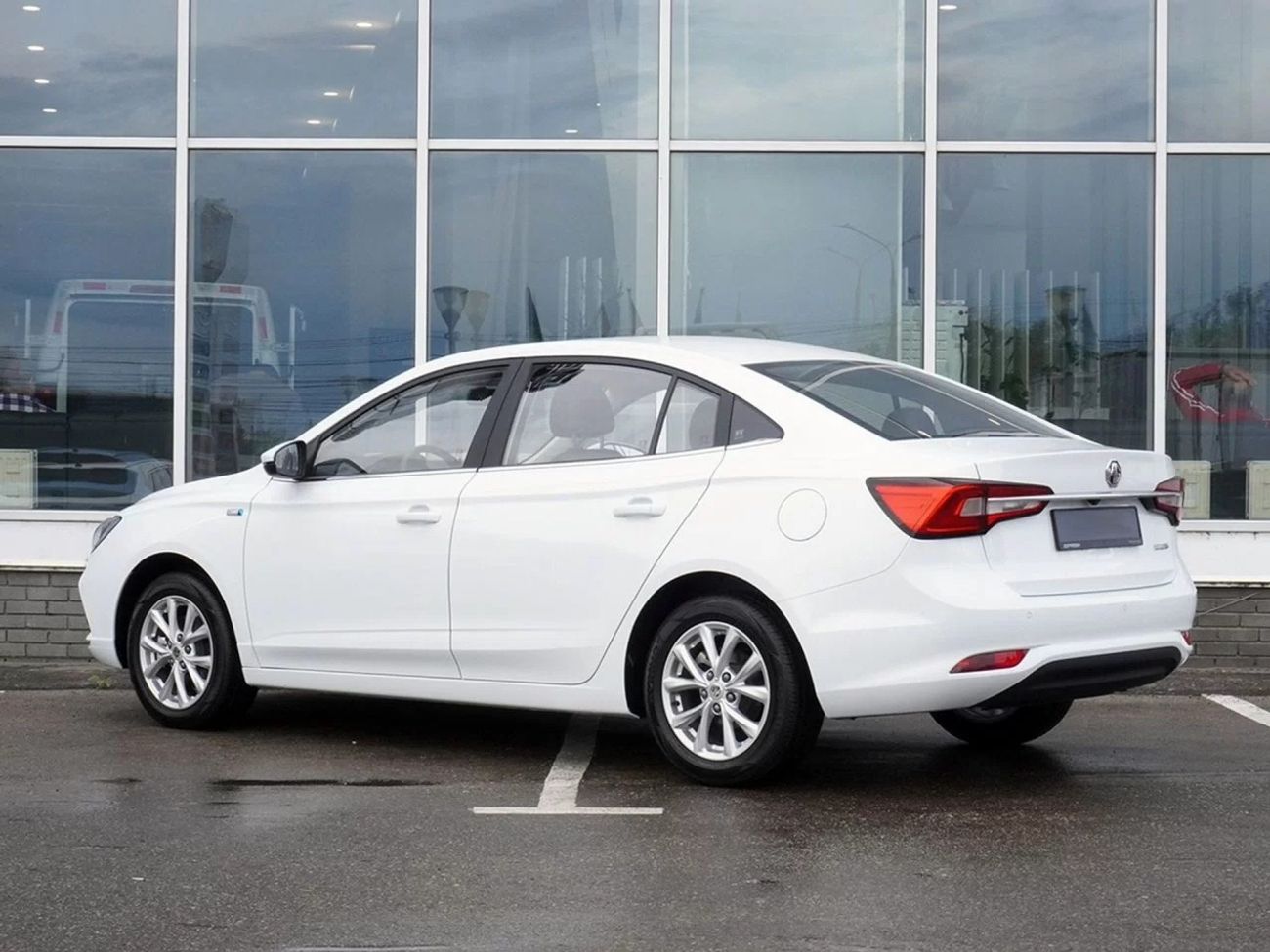 أم جي 5 NEW DELUXE CAR