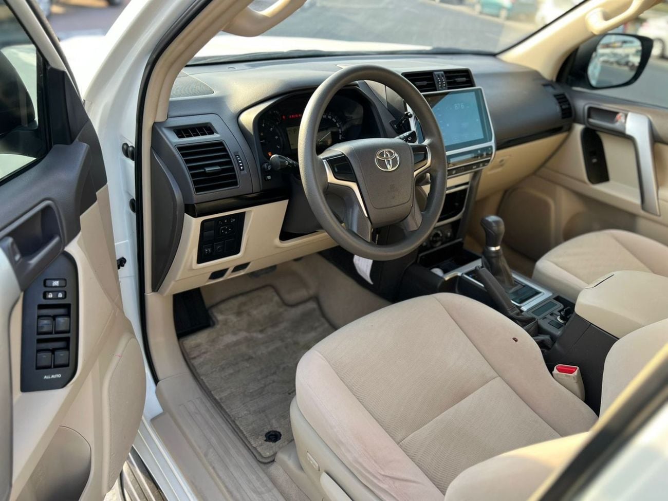 Toyota Prado 2021  Toyota Prado TX 2.7L V4 - AWD 4x4 - GCC - Rear Camera  - Accident Free - 7 Seater