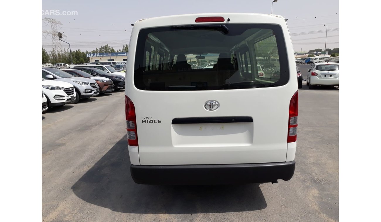 Toyota Hiace تويوتا