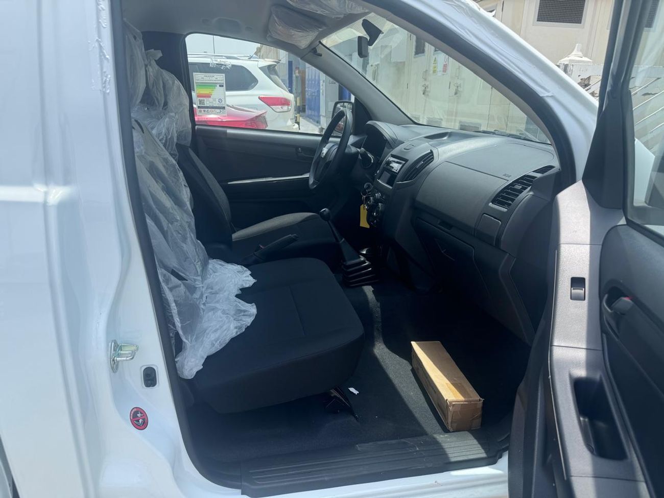 Isuzu DMax 2.5L 2WD (4x2) Single Cab (2 Doors) MY 2026 - Made in India