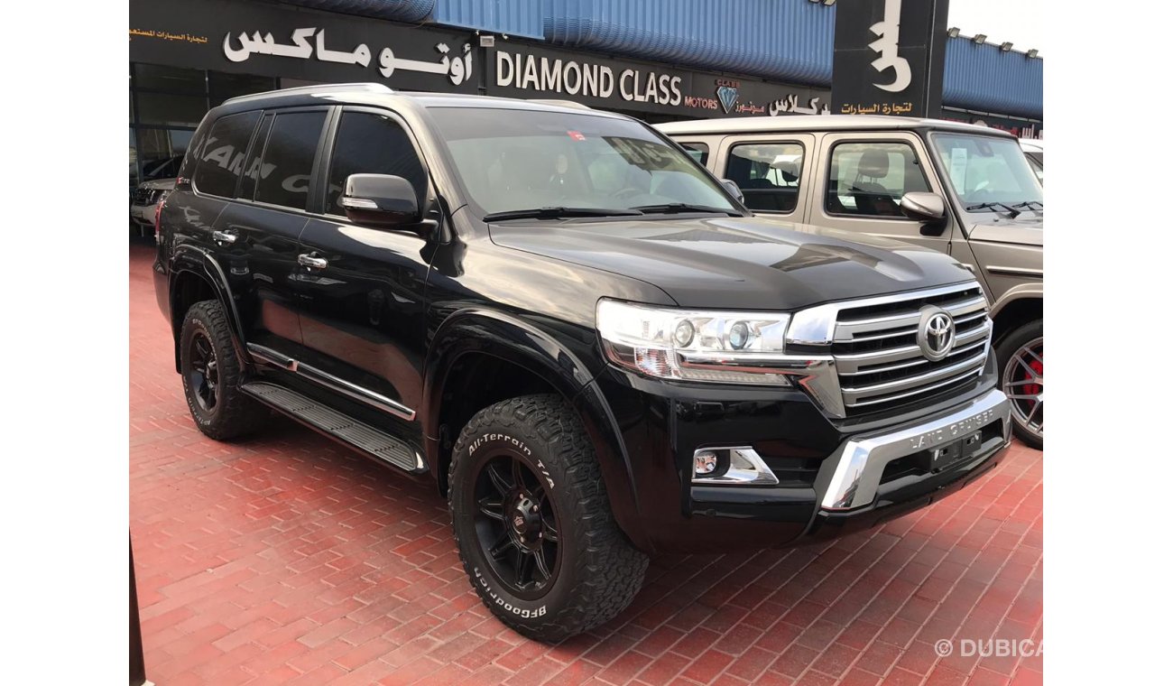 تويوتا لاند كروزر LANDCRUISER GXR V8 XTREAM 2017