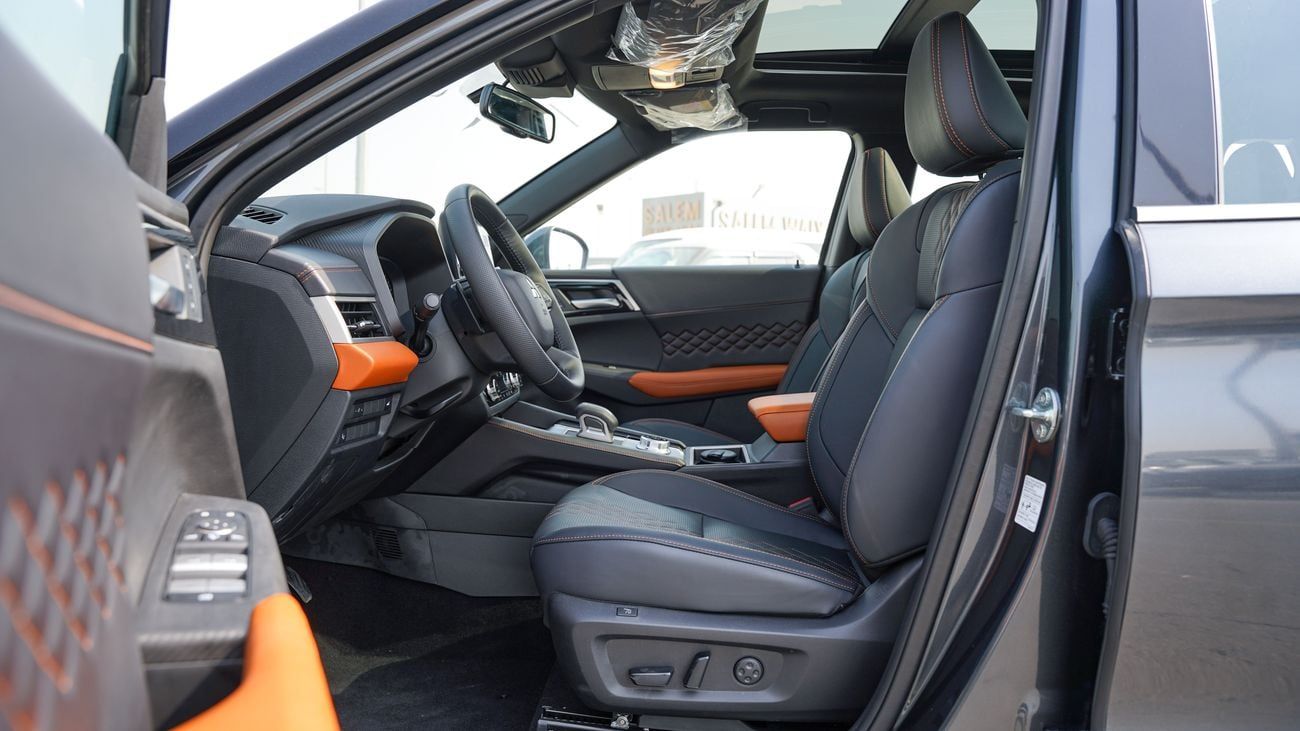 ميتسوبيشي آوتلاندر جديد كلياً 2025 Mitsubishi Outlander P-Line 2.5L 7-ركاب SUV مواصفات الخليج