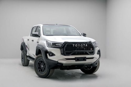 Toyota Hilux 4.0L - White Pearl + Black Me inside GR-S White | Export Only