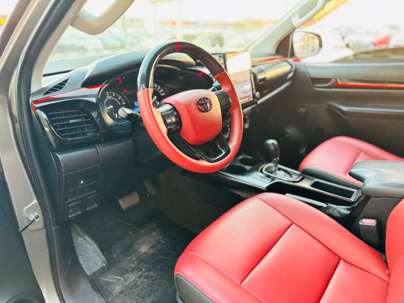 تويوتا هيلوكس Toyota Hilux SR5 2020 Facelift 2024 GR V4 LHD