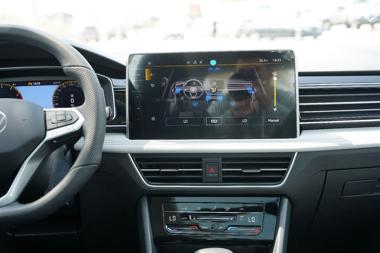 Volkswagen Tiguan 2023 VOLKSWAGEN TIGUAN 1.5L TSI SUV