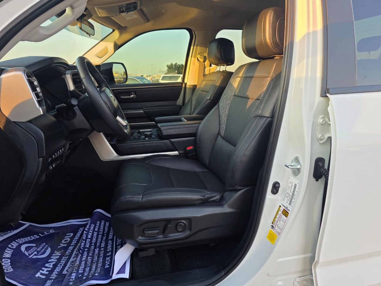 Toyota Tundra CREWMAX SR Double cabin 3.4L V6 Double cabin, perfect inside and outside